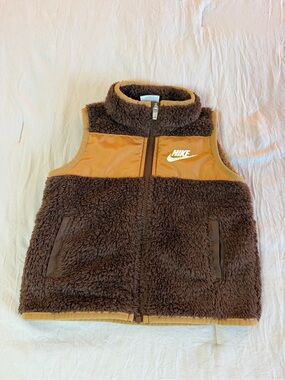Nike Kids Brown and Tan Sherpa Vest